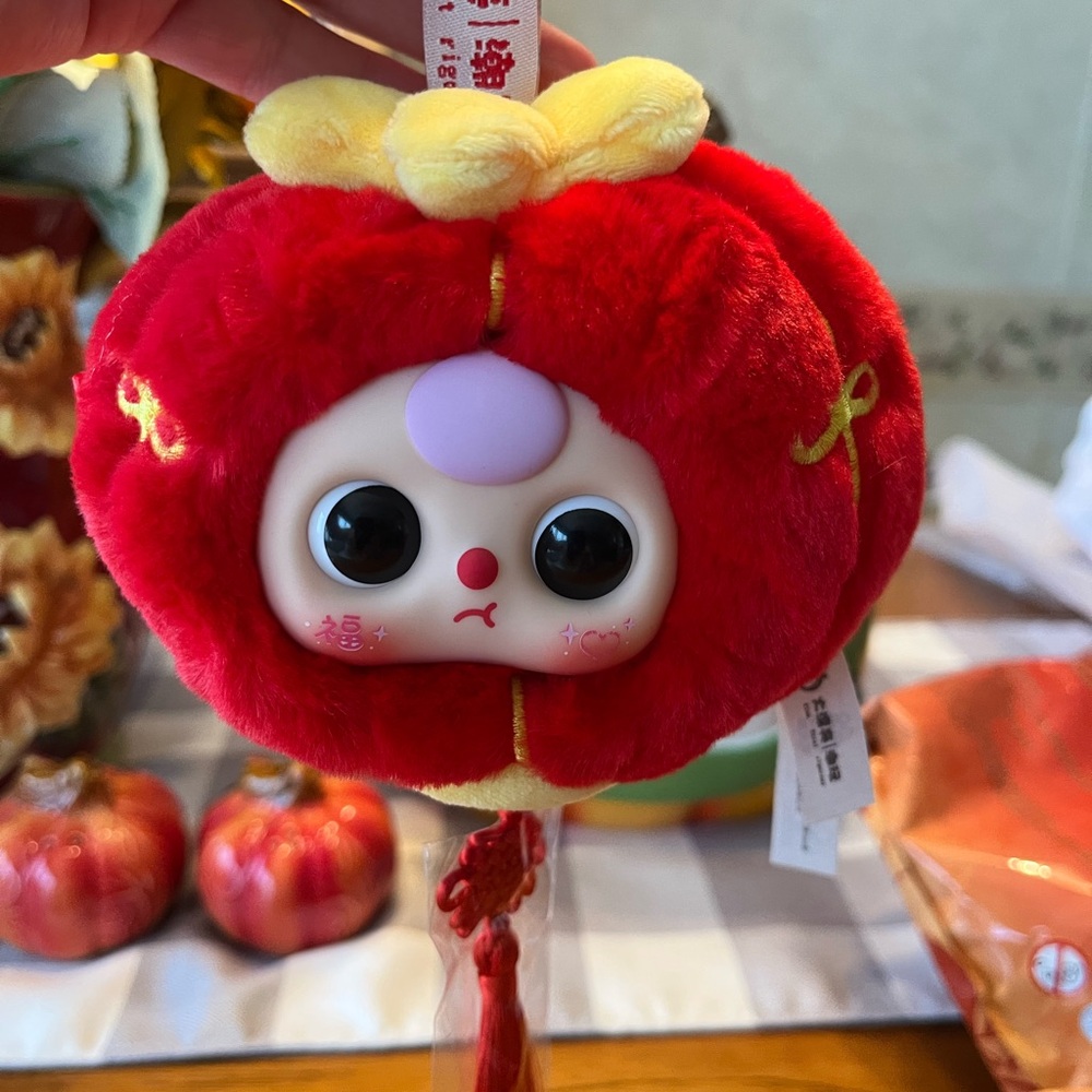 Baby Three Chinese New Year open box  Apple Flavor Lantern‎ describes this cutie